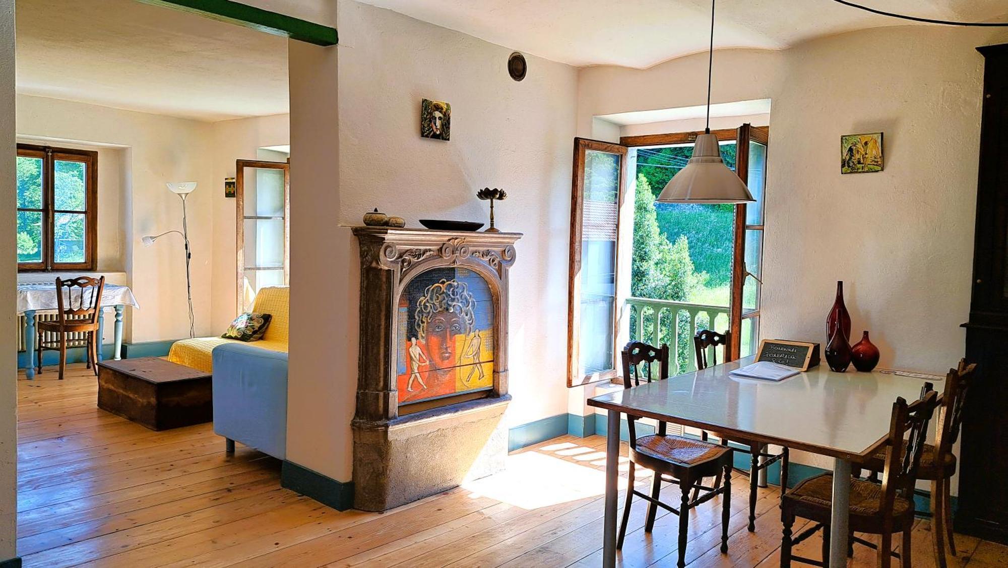 Appartamento Storico Con Giardino Soleggiato - B&B Via Rinaldi Arto Centonara Exterior foto