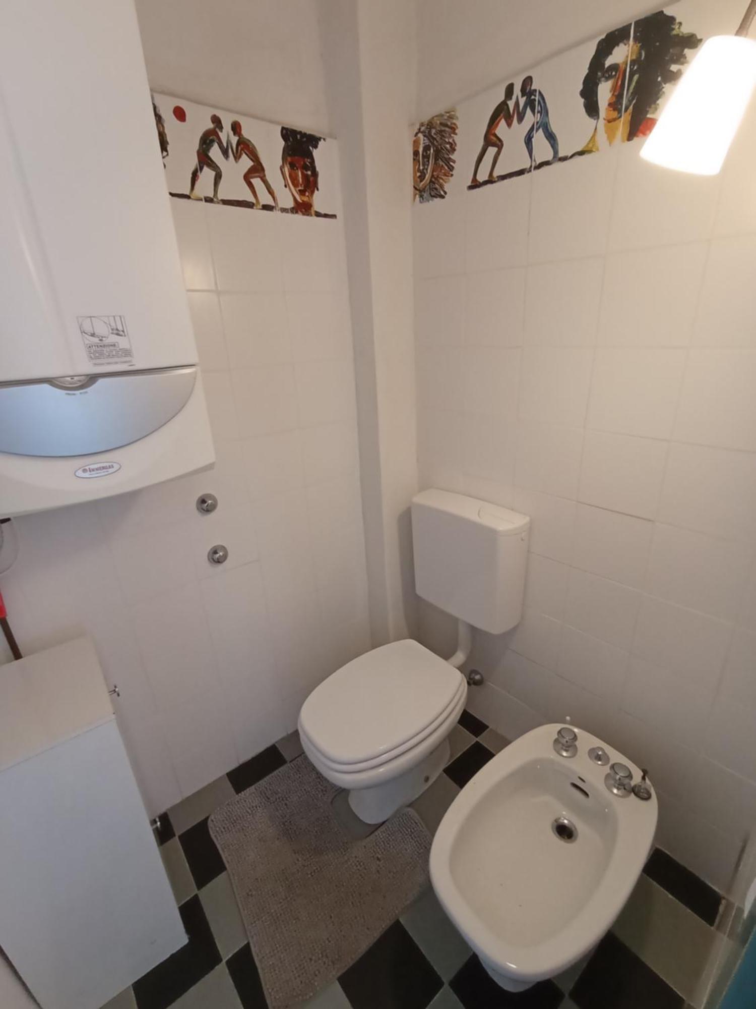 Appartamento Storico Con Giardino Soleggiato - B&B Via Rinaldi Arto Centonara Exterior foto
