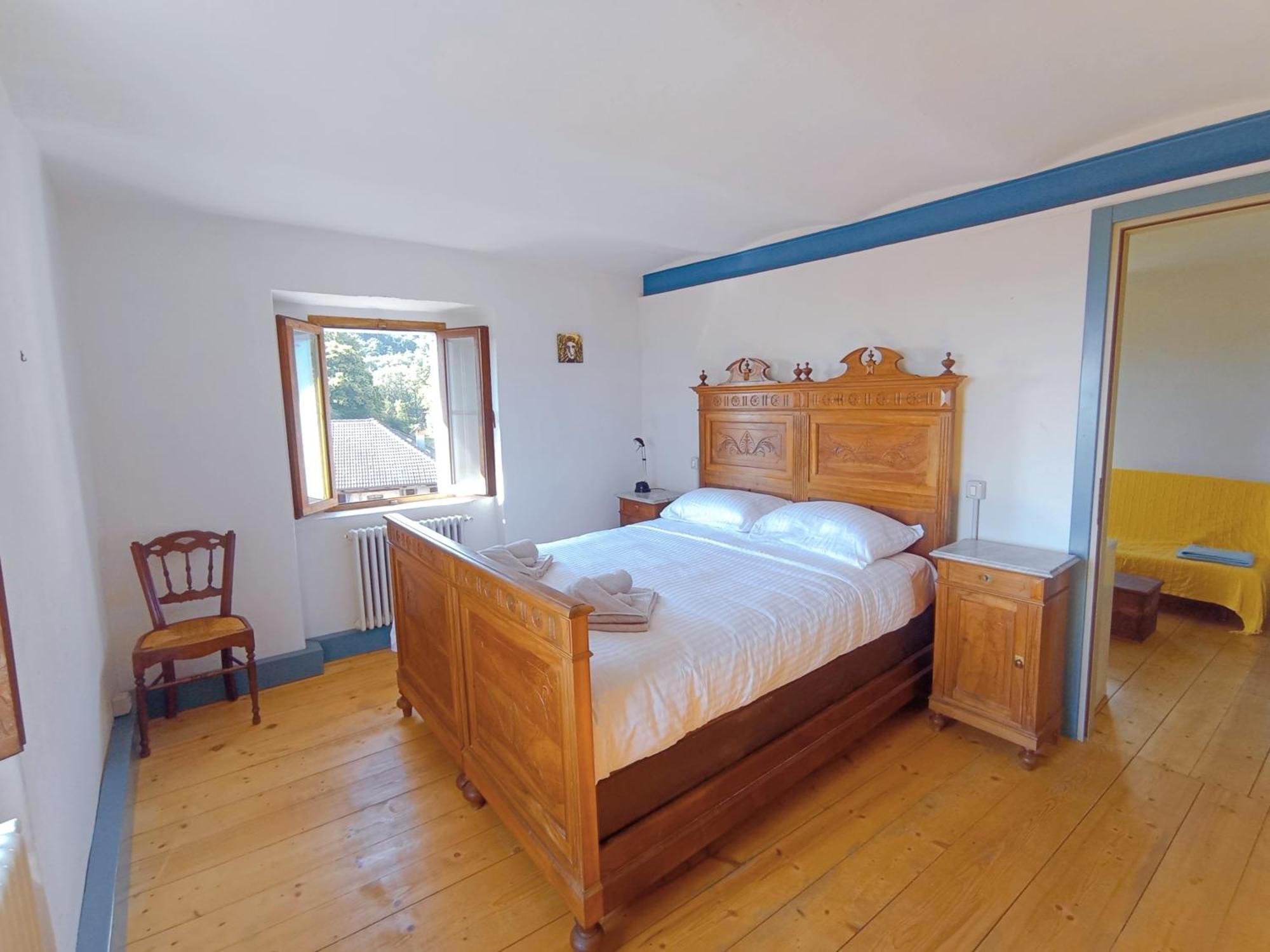 Appartamento Storico Con Giardino Soleggiato - B&B Via Rinaldi Arto Centonara Exterior foto